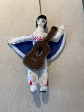 Elvix Ornament